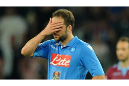 イグアイン、古巣ナポリから露骨に「シカト」される 画像