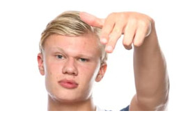 怪物ホーラン、17歳当時の「バッキバキ細マッチョ」がこれ 画像