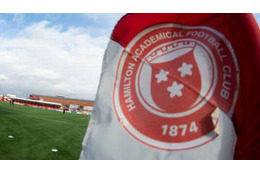 選手はここをくぐってからピッチへ！「消毒トンネル」がこれ 画像