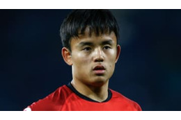 マッスル化？久保建英、ロナウジーニョっぽい「ノールックプレー」がこれ 画像