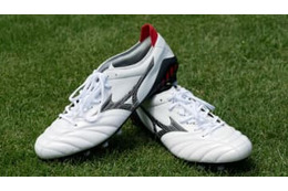 ミズノ、さらなる素足感覚の『モレリアネオ3』を発表！『モレリアゼロ』も登場 画像