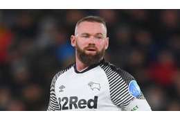 ルーニー、白髪坊主＋ヒゲモジャな新スタイルが話題に 画像