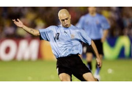 レコバ、あの元Jリーガーとスアレスを「代替不可能」と賞賛！ 画像