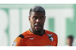 パーフェクト！権田の目の前で決まった「無回転コントロールミドル」 画像