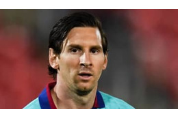 メッシの最新私服がこちら！「顔スウェット」は12万円の高級ブランドだ 画像