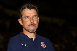 元バルセロナ副官、難病ALSに罹患…「ボス」エンリケとの熱いハグがこれ 画像