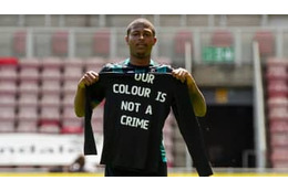 「僕らの肌色は犯罪じゃない」 リヴァプールFWが強烈メッセージ 画像