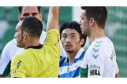 柴崎岳が呆然…「キャリア初」一発退場の瞬間がこれ 画像