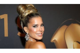 ファンデルファールト元嫁、42歳の超スタイルがまぶしい 画像