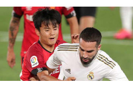 久保建英、レアル相手の「超絶ターン＋密集突破」がすごかった 画像