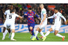 見るとサッカーしたくなる！ラ・リーガ公式渾身の「股抜きプレー集」がアツい 画像