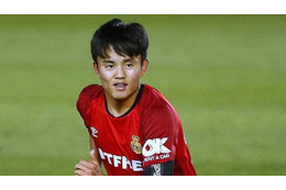 久保建英、クロースを“子供扱い”した「天才的スキル」がこれ 画像