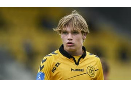 16歳が「180分で3アシスト」！キレッキレのドリブルとスルーパスがこれ 画像