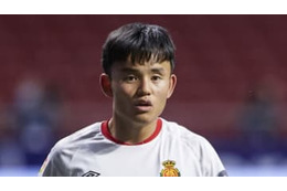 久保建英がめっちゃ楽しそう！2vs2で見せつけた「天才テク」がこれ 画像