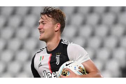 「デリフトはバルサなら成長できなかった」 分析官、ユーヴェ移籍を絶賛 画像