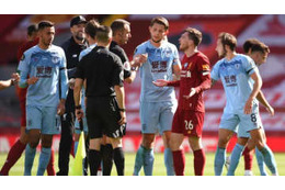 リヴァプール、ついにアンフィールド勝利神話が終焉…選手は審判にブチ切れ 画像