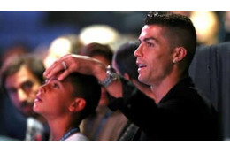 ロナウド息子、違法水上バイクで爆走して炎上…その映像がこれ 画像