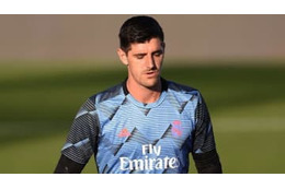 レアル大逆転優勝！クルトワ、危なかった「顔に膝ガツン」がこれ 画像