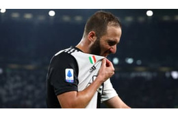 「デケェくせに痛がりすぎなんだよ」 ミランFWレビッチ、イグアインを酷評 画像