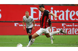 イブラ、セリエAで10年ぶりのPK失敗　「屈辱のGKキャッチ」がこれ 画像