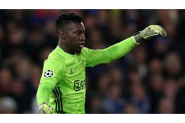 列強大注目のGKオナナ、母の故郷に電気を開通させる 画像