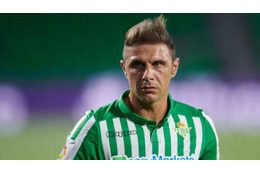 ホアキン、ダンスでマスクを破壊 画像