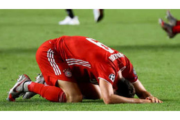 32歳レヴァンドフスキ、初のCL優勝！「崩れ落ちるシーン」がグッとくる 画像