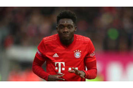 バイエルンCL優勝！19歳の爆速王A・デイヴィスの愛され方がかわいい 画像