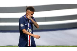 PSG、涙のCL準優勝　失意のネイマールらはこんな大歓迎をされていた 画像