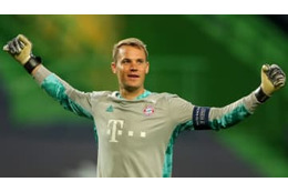 ノイアー、CL決勝で神になる！ネイマールを絶望させた「神の左足」がこれ 画像