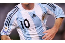 古着でも欲しい！2000年代adidas「最高にかっこいいユニフォーム」10選 画像