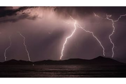 試合中に落雷、9名の少年選手が死去…ウガンダで 画像