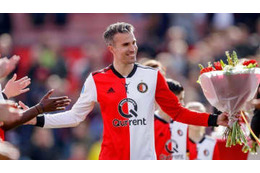 ファンペルシー、新競技「パデル」で大会決勝進出！その動画がこれ 画像