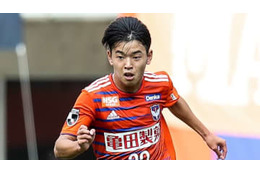 新潟の10番、本間至恩がまたスーパーゴール！19歳の衝撃決勝弾がこれ 画像