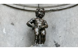 選手が「ピッチで排尿」、アレが大映しに…処罰の可能性も 画像