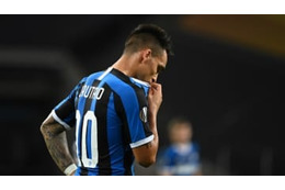 ラウタロの美人彼女、乳搾り動画をSNSにポスト 画像