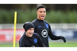 女連れ込みのフォデン＆グリーンウッド、ホテル従業員に「賄賂払ってた」 画像