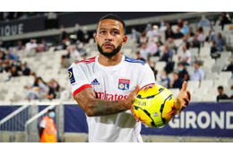  「デパイ獲得の前に選手を売る」 バルセロナ監督が発言 画像