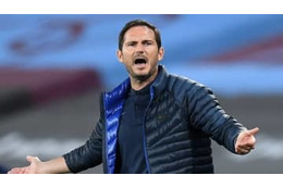 激怒のランパード監督、ミスしたチェルシーDFと喧嘩か 画像