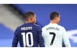 エムバペのニヤニヤが止まらん！兄貴ロナウドとの「いちゃいちゃシーン」がこれ 画像