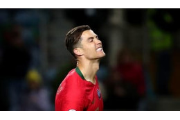 坊主になったロナウド、また新型コロナ陽性に…バルセロナ戦も欠場へ 画像