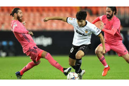 天才イ・ガンイン、セルヒオ・ラモスを瞬殺した伝説未遂プレー 画像