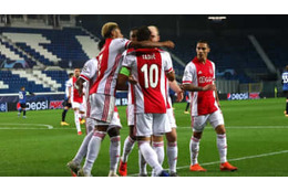 アヤックス、CLのコロナ規則違反か　遠征の「飛行機」が問題視 画像