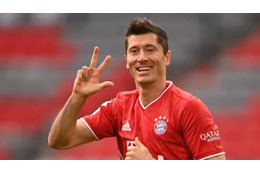 レヴァンドフスキ、今年2つ目の“バロンドール”授与！これは完成度高めだ 画像