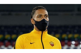 食中毒のスモーリング、復帰すぐに膝を怪我 画像