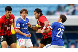 横浜FM戦で交代のフッキ、怒る！監督へ「こっちに来るな」 画像