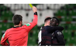 大迫と遠藤も見た！相手を怒らせた「舐めプ」ゴールとは 画像