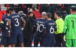 PSGの試合中断、「あの大統領の命令」だった？怪情報流れる 画像