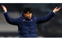 なにやってんだ…ソン・フンミンvsベンテケ 「試合前バトル」がおかしい 画像