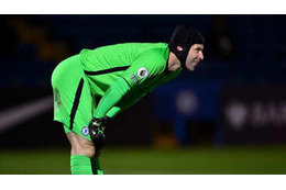 38歳チェフ、現役復帰戦でやった「ミスキック」がこれ 画像